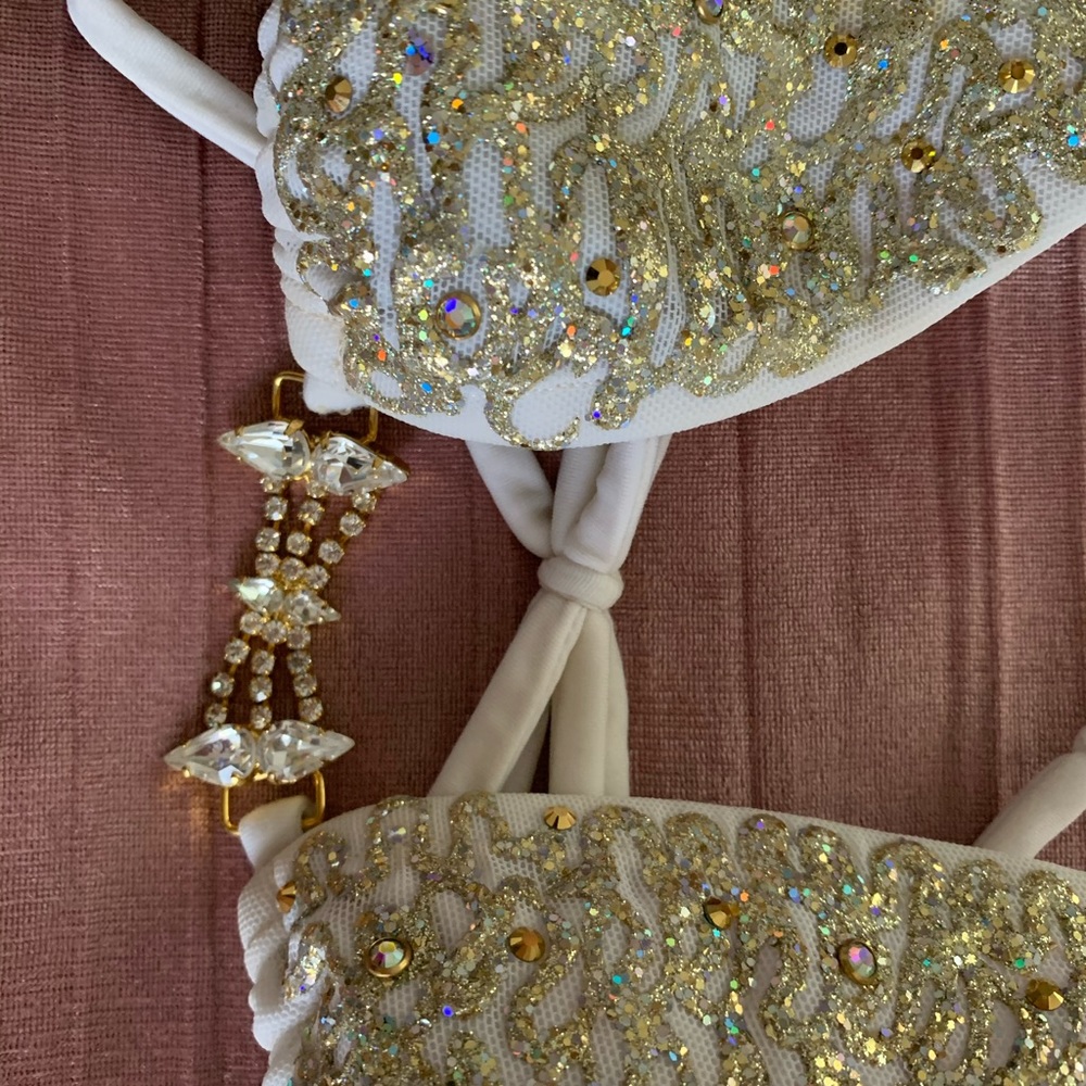 Competition bikini ✨ - Picture 3 of 4